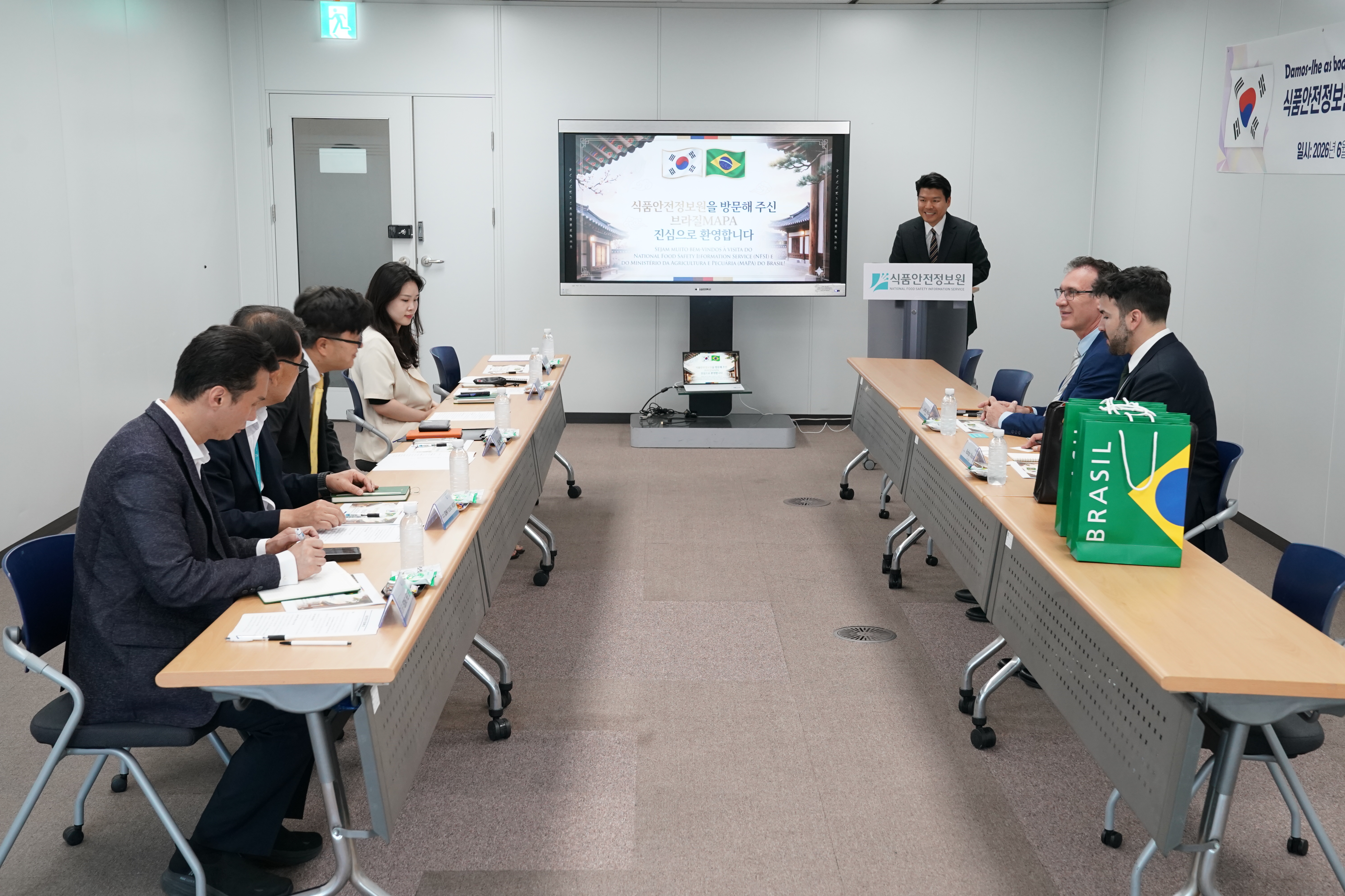 브라질 농축산부 정보기술 차관보, 주한 브라질 대사관 농무담당관 정보원 방문 사진_1